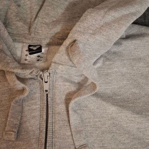 Sports jacket with zipper and hood gray, like new, XXL