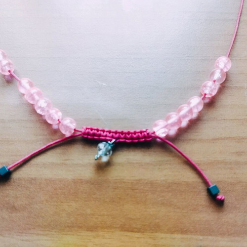 Necklace with beads and macrame handmade pink new