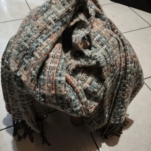 Wool Scarf new, soft multicolor tones