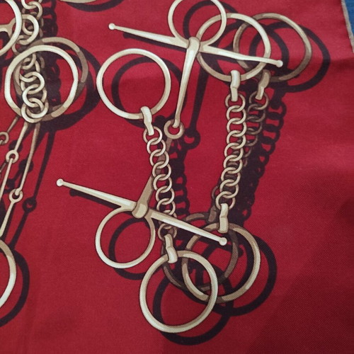 Gucci vintage burgundy silk horsebit square scarf like new