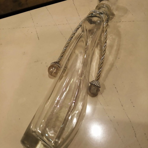 Set of transparent crystal bottles like new with decorative details