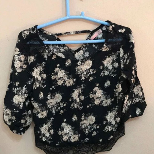 Bershka floral lace blouse XS like new, black