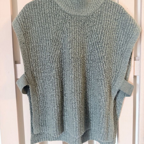 Attrattivo Women's Sleeveless Knit Like New, Green, Small