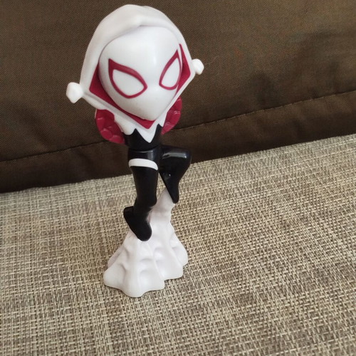 Ghost Spider Gwen Kinder Marvel 2025 figure used