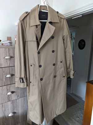 Zara trench coat unused, beige, size M with lining and belt