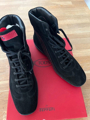 Ανδρικά Tod's by Ferrari μποτάκια νέα, νούμερο 43 ευρωπαϊκό