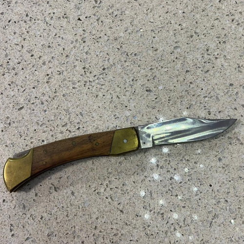 Folding knife used from the 1980s