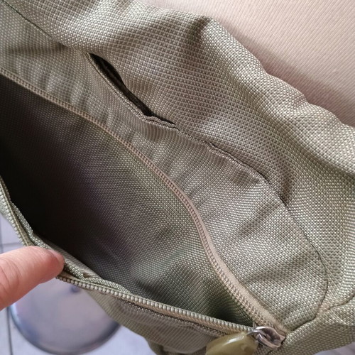 Madarina Duck MD20 crossbody bag used, olive green