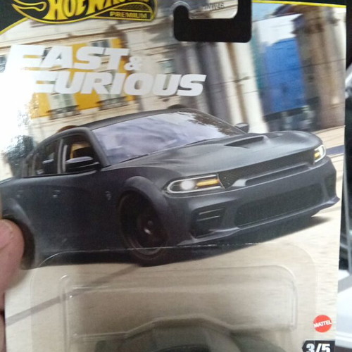 Hot Wheels Premium Fast and Furious Dodge Charger Hellcat new