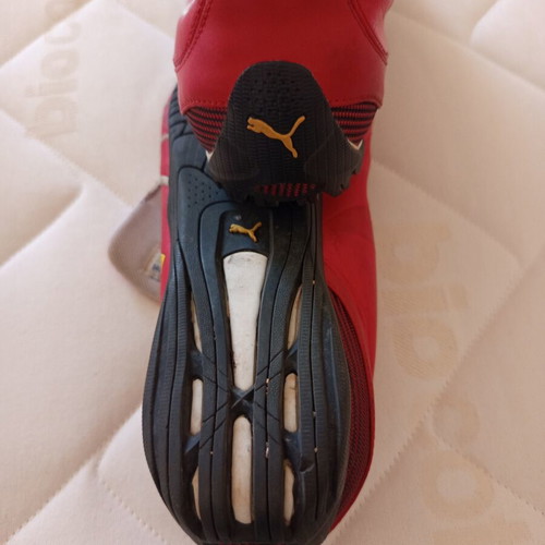 Puma Ferrari red athletic shoes size 44.5 without insoles and laces