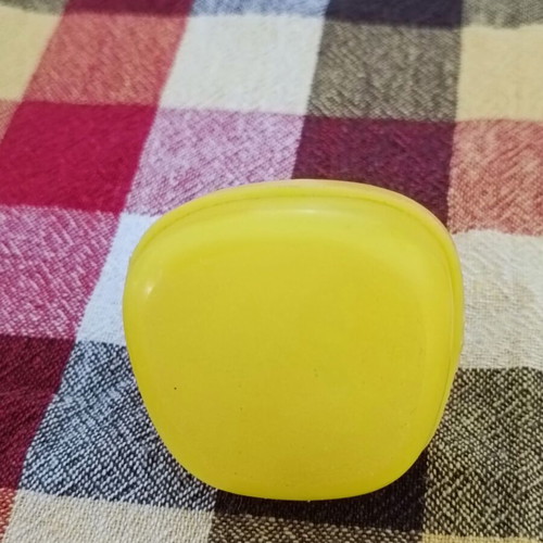 Night light yellow like new