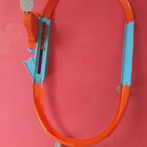 Hot Wheels racetrack
