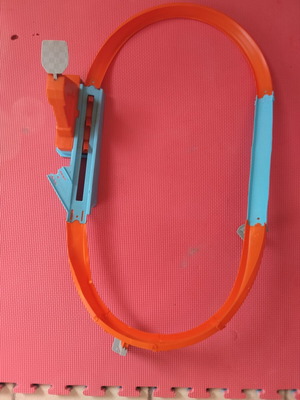 Hot Wheels racetrack
