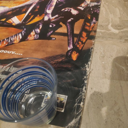 Starship Troopers 2 poster used with wear and tape marks