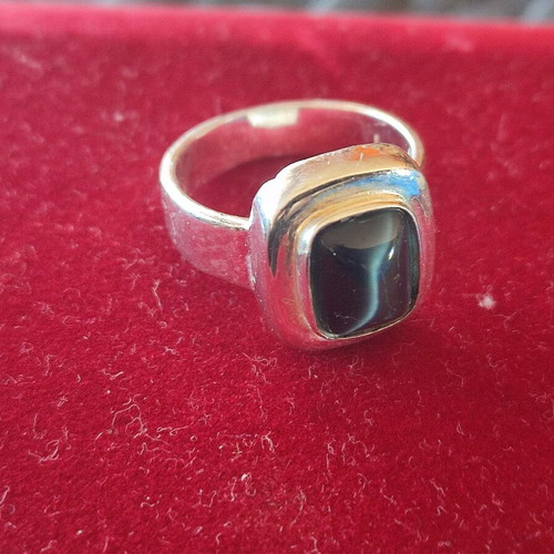 Silver 925 ring with genuine blue stone like new
