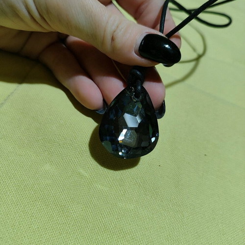 Swarovski pendant drop-shaped like new, silver
