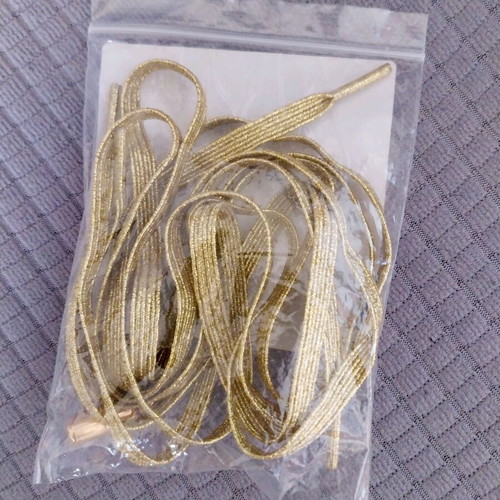 Elastic gold shoelaces new, length 110 cm