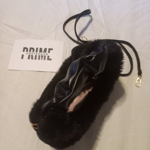Black handbag new with strap for shoulder