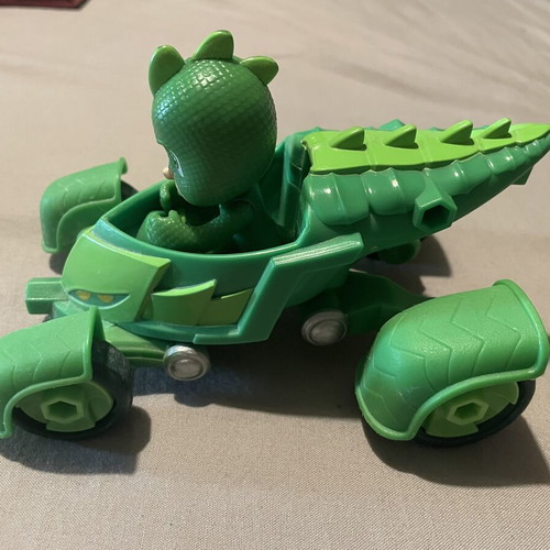 PJ Masks Gekko-Mobile vehicle with Gekko figure
