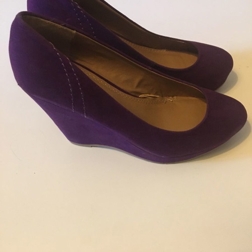 Purple pumps like new, size 37