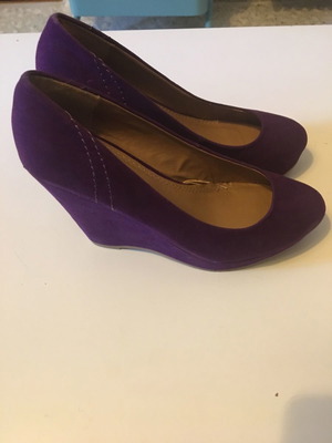 Purple pumps like new, size 37