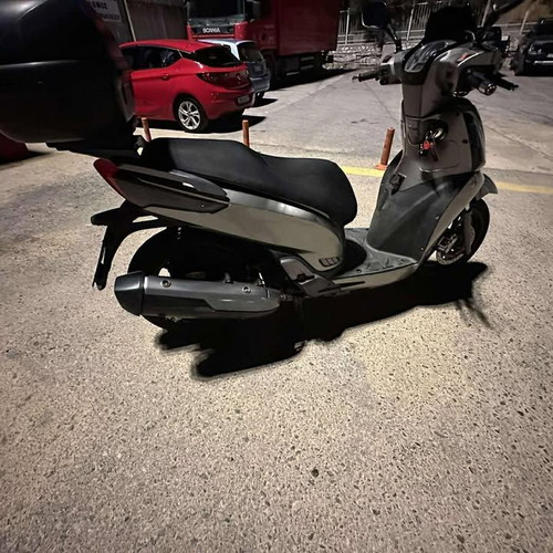 Kymco People GTi 200 μεταχειρισμένο σκούτερ ασημί 2013