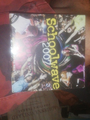 Klik DVD Schoolwave 2007 live used
