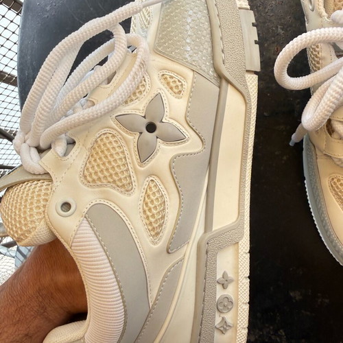 Louis Vuitton sneakers trainers skate shoes like new, size 45, white beige