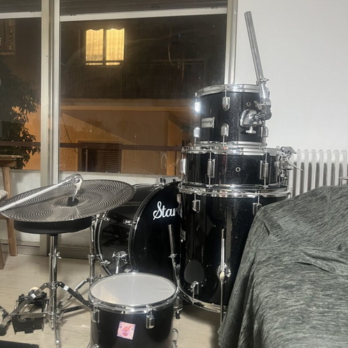 Startone Drum Set with Mesh Heads and Low-Volume Cymbals Like New