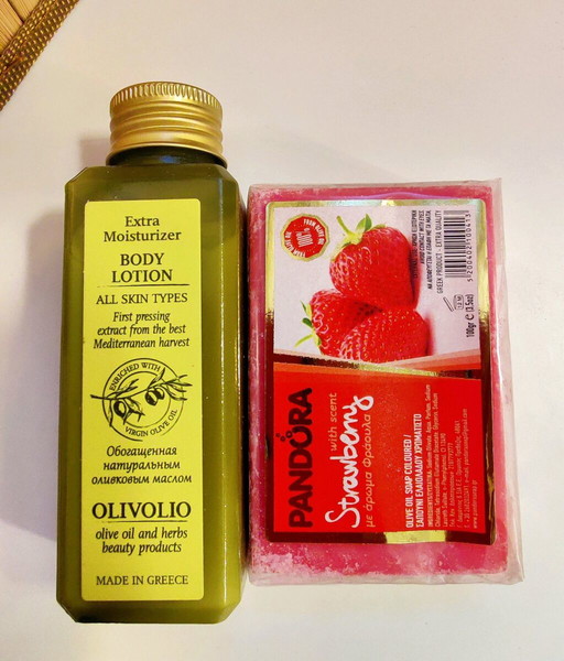 Σετ δώρου body lotion και σαπούνι άρωμα φράουλας