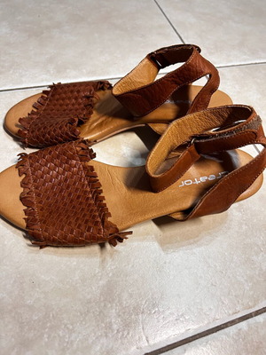 Women's brown leather sandals anatomical like new, Creator