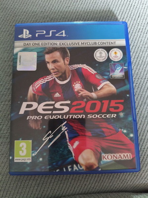 PES 2015 Pro Evolution Soccer PS4 Day One Edition like new