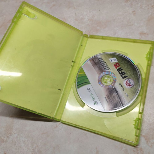 Fifa 15 Xbox 360 used in worn condition