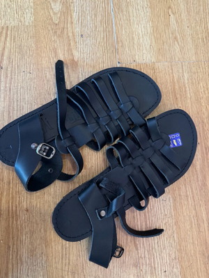 Leather sandals new, size 37, black