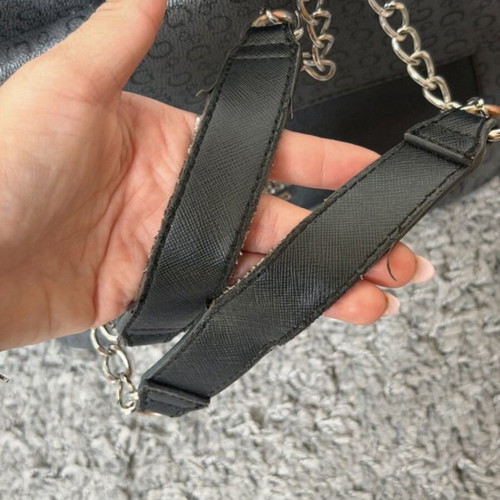 Guess shoulder bag used, black