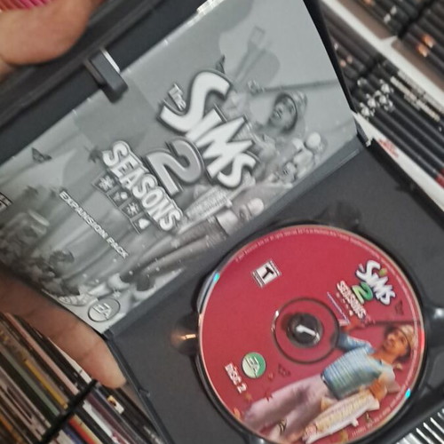 The Sims 2 Seasons PC used in very good condition