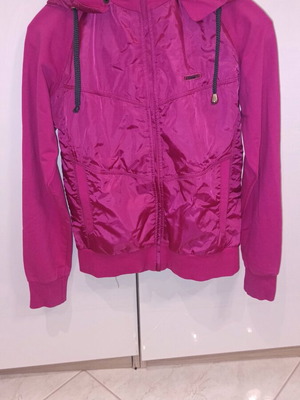 Athletic jacket fuchsia like new, size small, with detachable hood