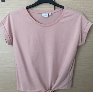 vila tshirt