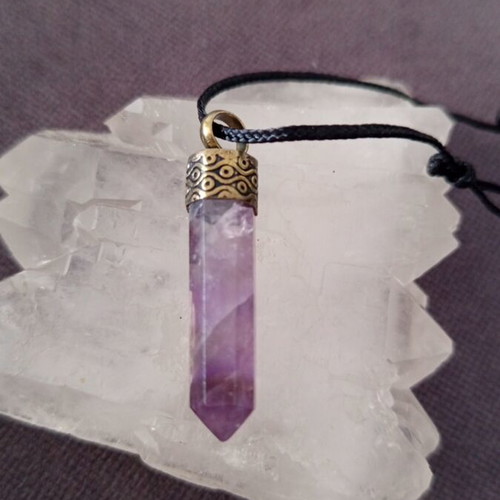 Energy crystal necklace with amethyst
