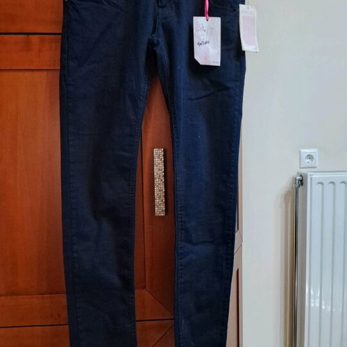 Women's jeans new, size 40, blue