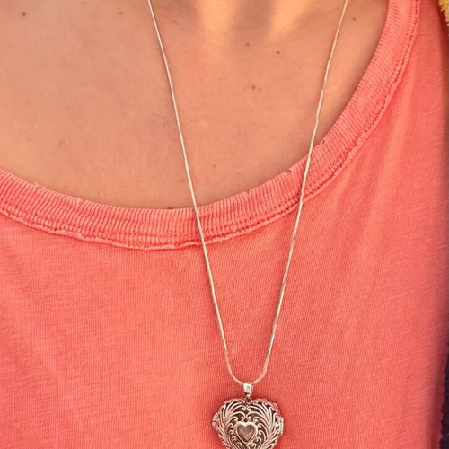 925 Silver Heart Necklace like new, unique 3 in 1 design