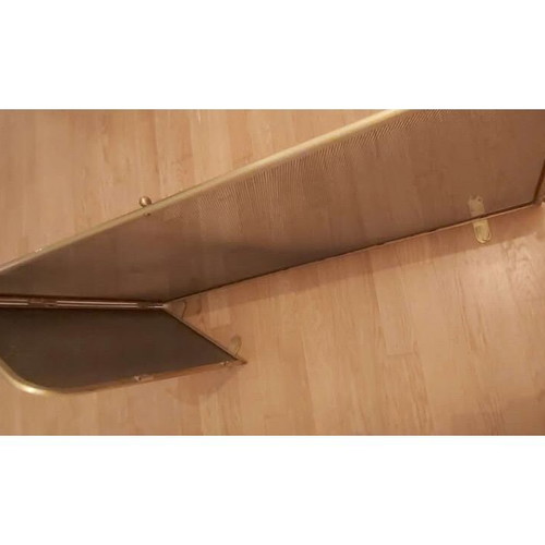 Metal fireplace guard like new