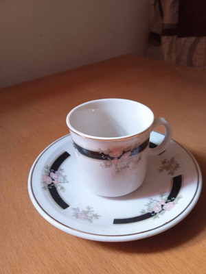 Coffee cups small set of 6, new