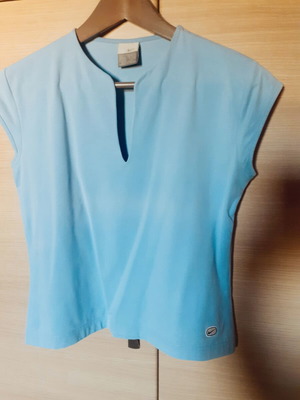 Nike women's turquoise shirt like new, size L/M