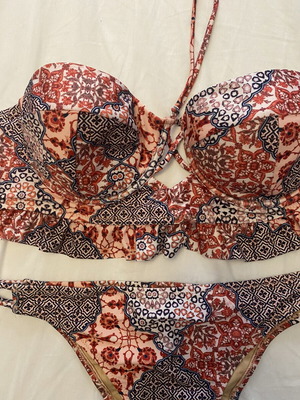 Minkpink bikini set used, large, ethnic mosaic pattern
