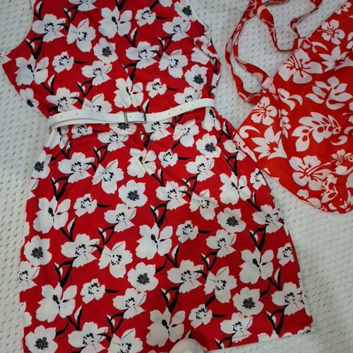 Floral dress AWG Mode Center XXL like new, black and red