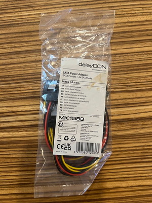 DeleyCON S-ATA Power Adapter Y-Adapter 0.15 m καινούργιο, 1x SATA θηλυκό σε 4x SATA αρσενικά
