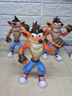 Crash Bandicoot handmade 3D printed figures, new