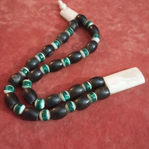 Worry beads used, ebony and camel bone, 24cm