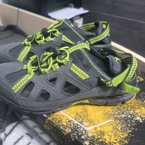 Regatta Ripcord sandals size 42 new, gray